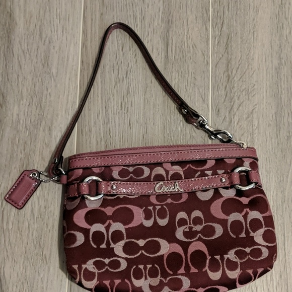 Coach Accessories - 4for$25 Coach Purple Mauve Wristlet